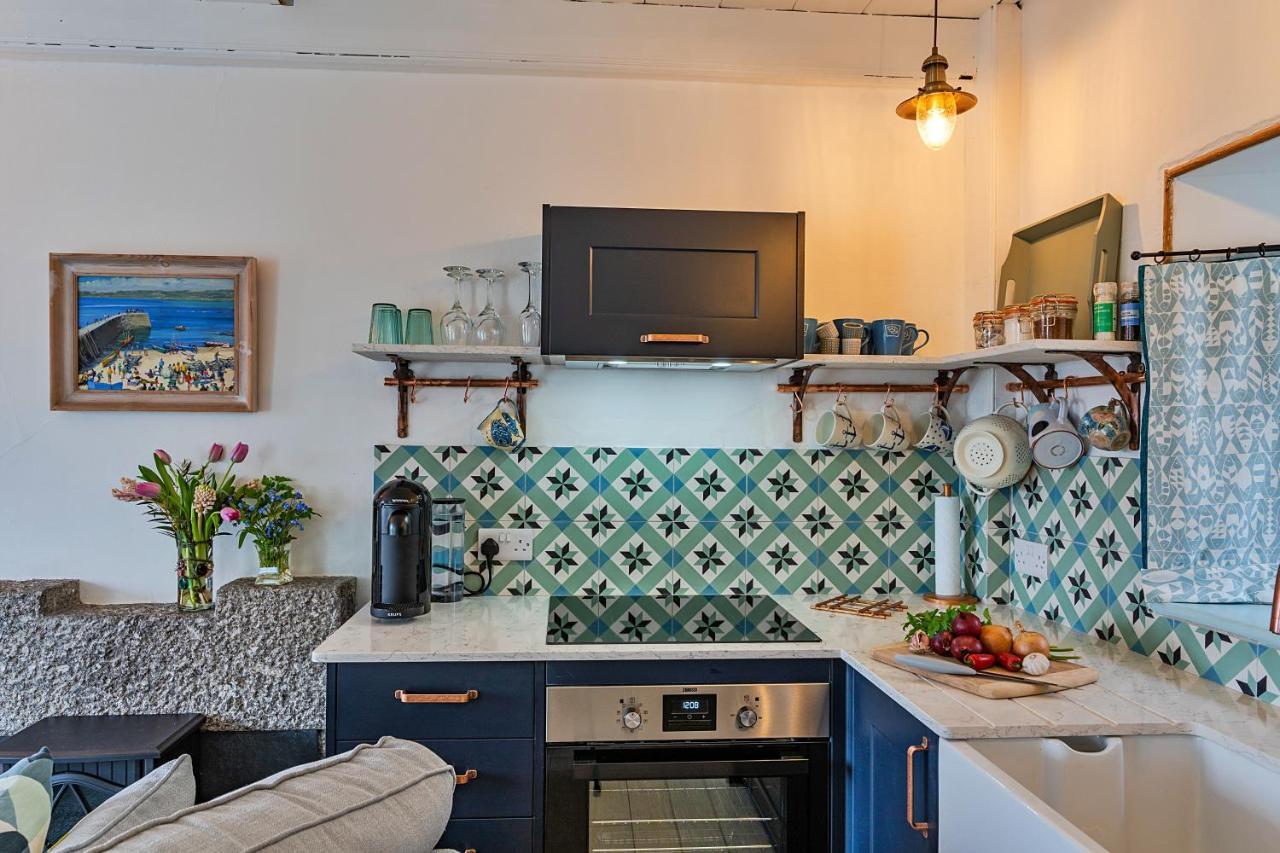 Finest Retreats - Cosy Mousehole Cottage With Sea Views Екстериор снимка