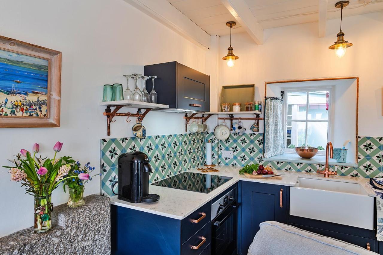 Finest Retreats - Cosy Mousehole Cottage With Sea Views Екстериор снимка