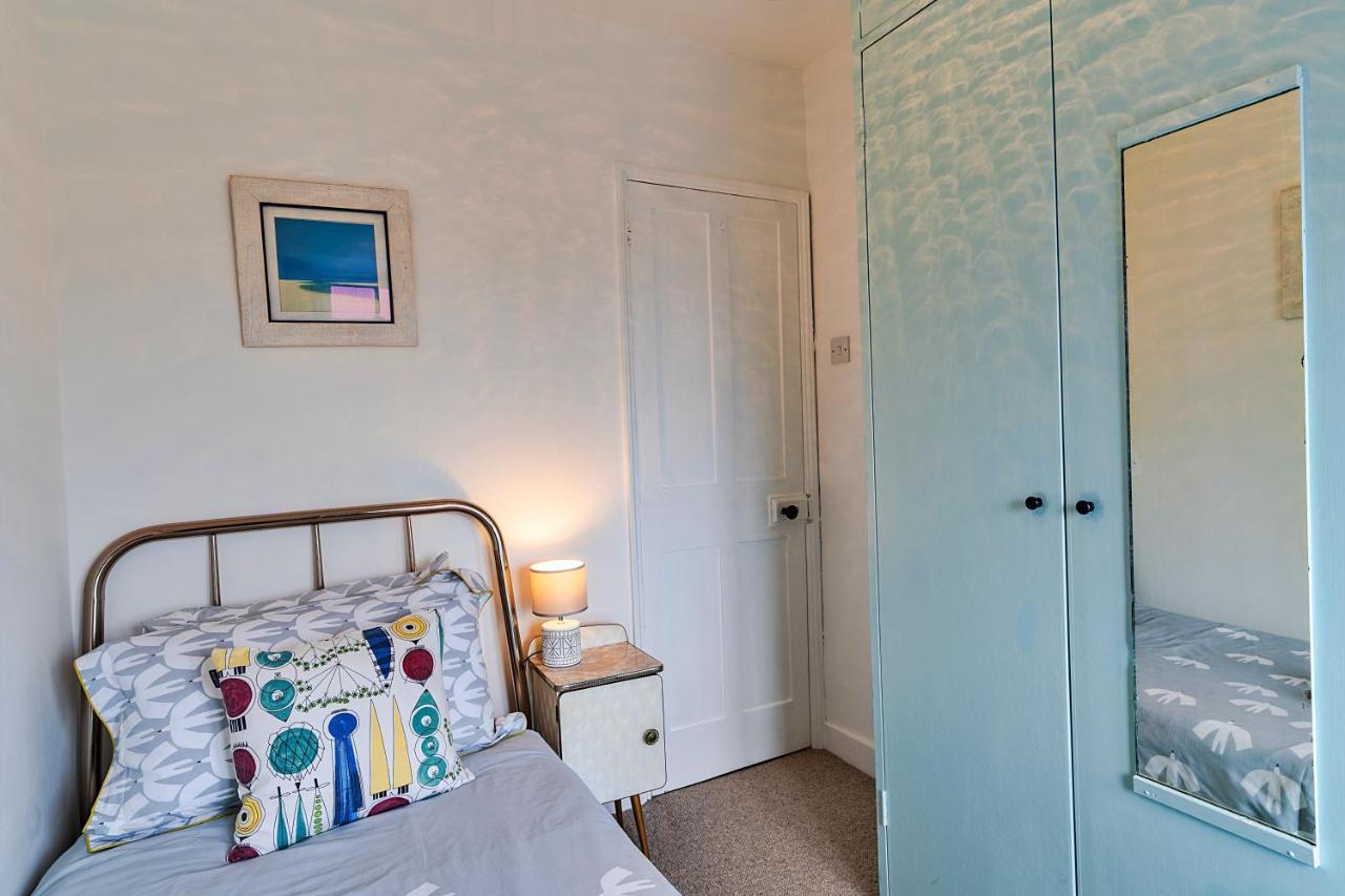 Finest Retreats - Cosy Mousehole Cottage With Sea Views Екстериор снимка